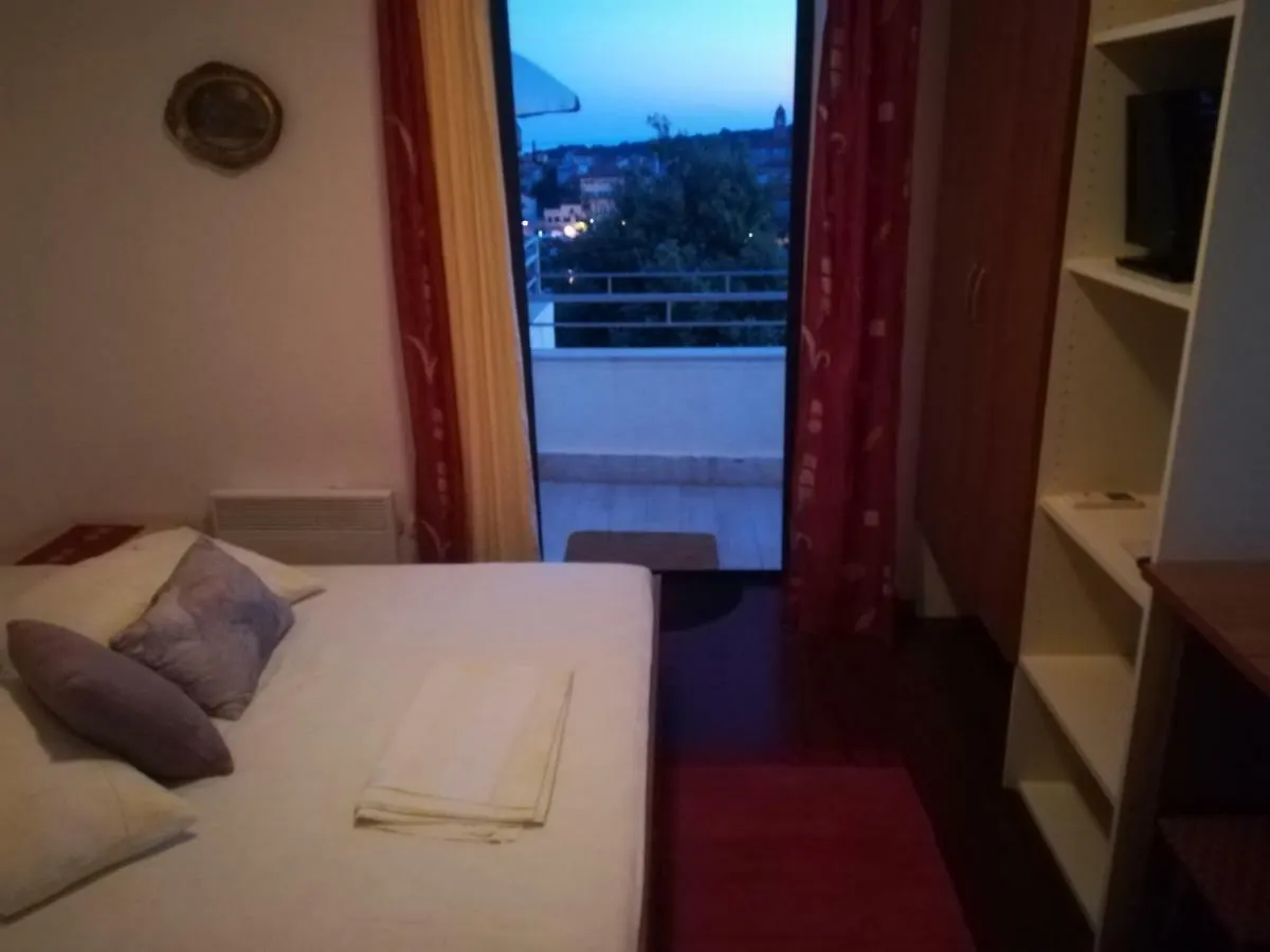 Apartmani Ivic Paka Rab Banjol 0*,
