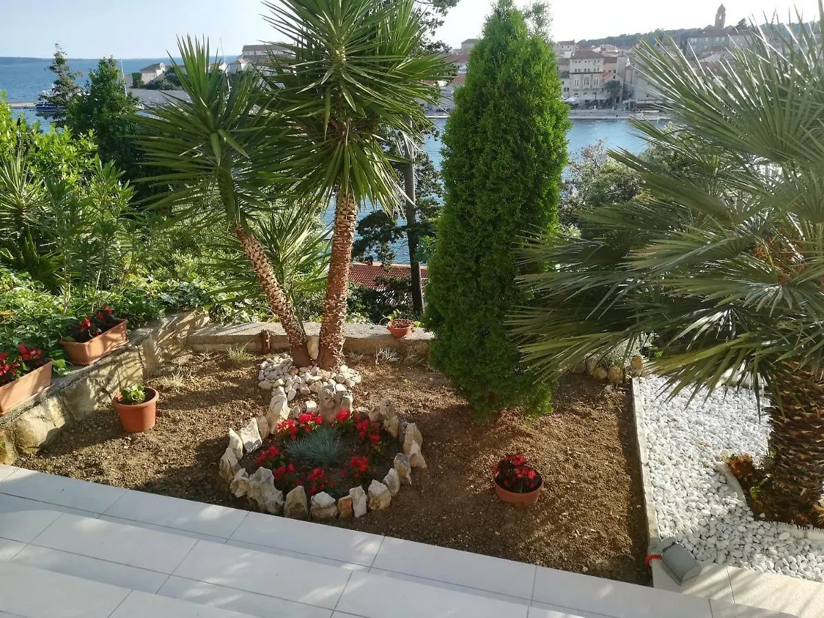 Apartmani Ivic Paka Rab Банёл Апартаменты