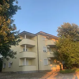 https://neea-apartments-medulin.pula-hotels.org